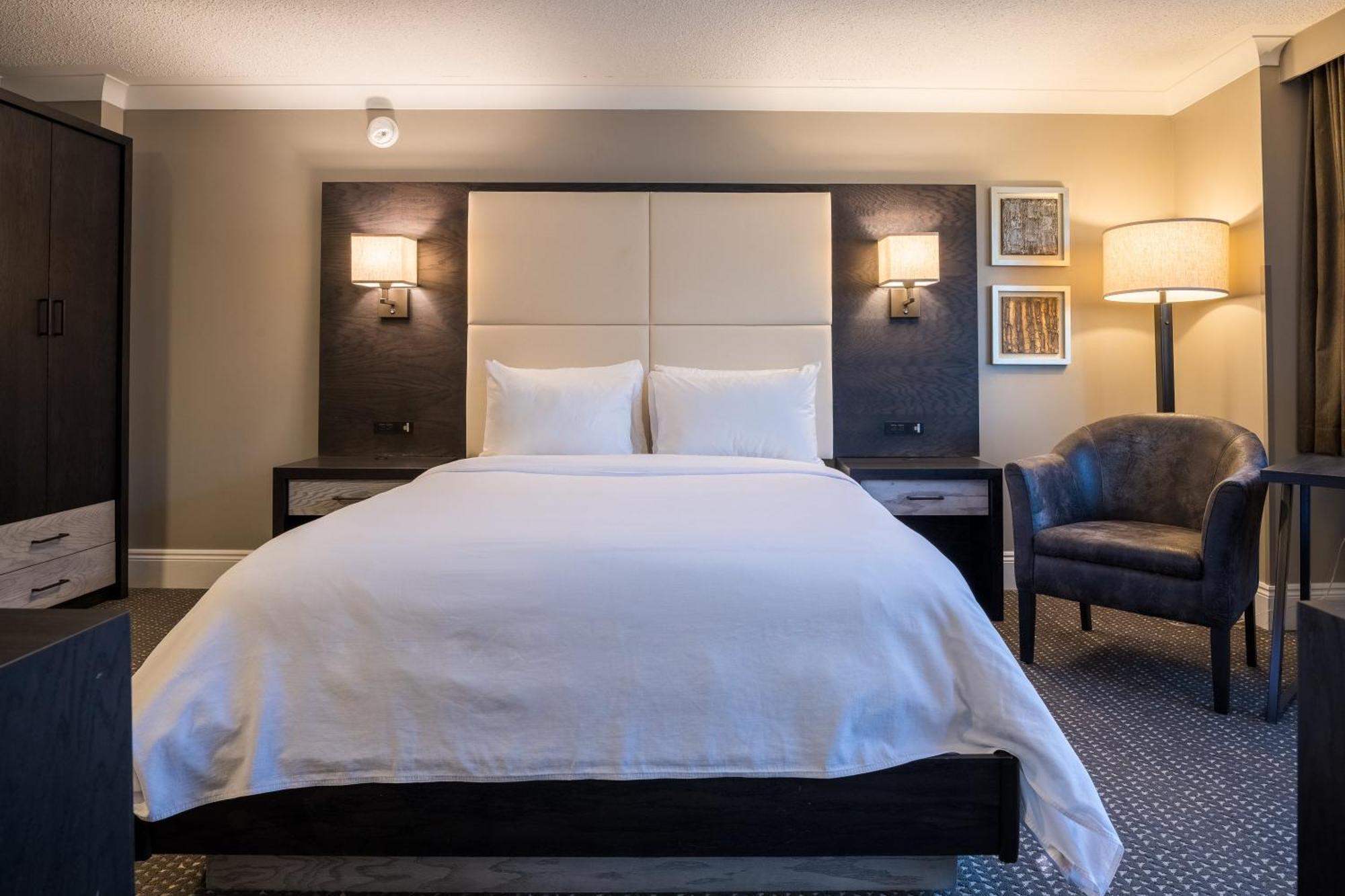 Crowne Plaza Hotel Moncton Downtown By Ihg Exteriör bild